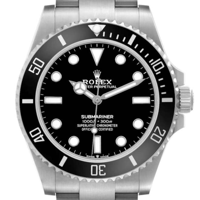 Rolex Submariner 124060 Like New